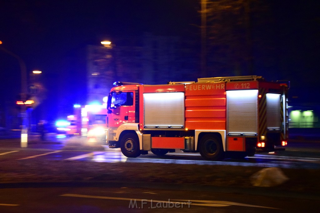 VU PKW Baum Koeln Deutz Deutz Kalkerstr P30.JPG - Miklos Laubert